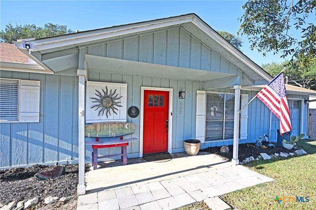 553 Scenic Drive, Canyon Lake, TX 78133