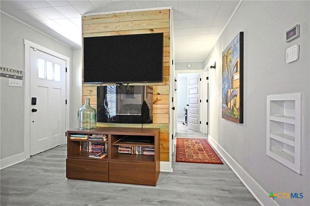 553 Scenic Drive, Canyon Lake, TX 78133