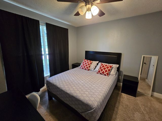 6313 Greenlee Street, Fort Worth, TX 76112