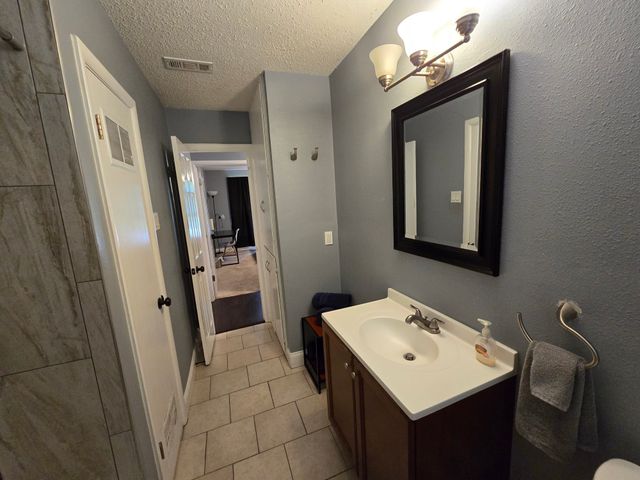 6313 Greenlee Street, Fort Worth, TX 76112