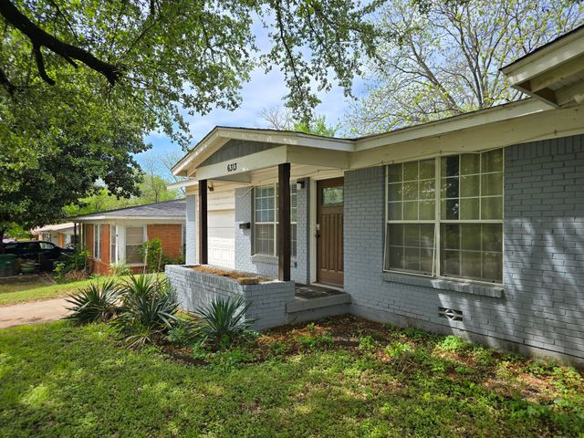 6313 Greenlee Street, Fort Worth, TX 76112