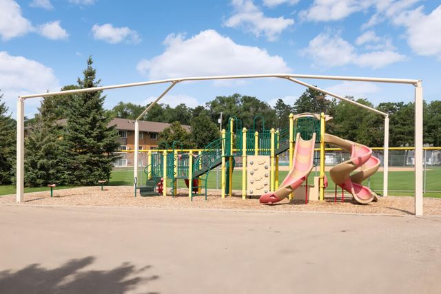 7600 Lyndale Avenue S 312, Richfield, MN 55423