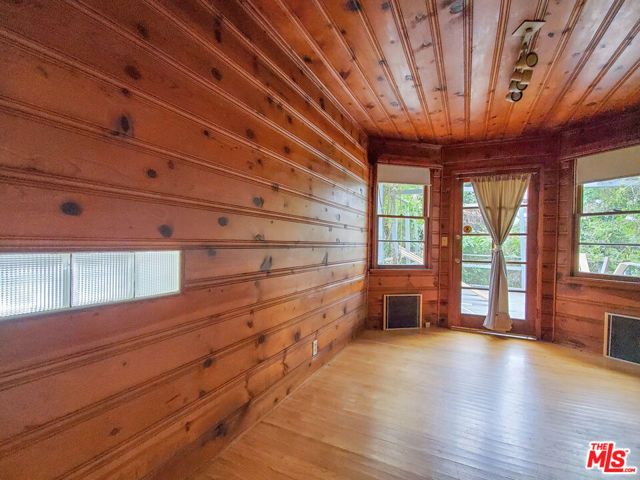 3538 Greenfield Avenue, Los Angeles, CA 90034