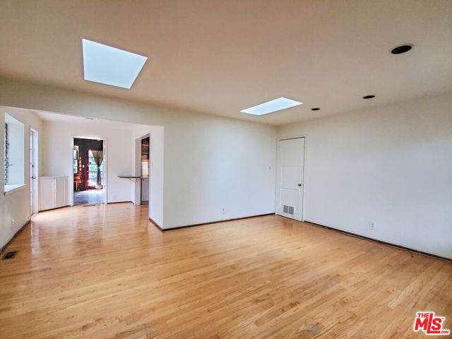 3538 Greenfield Avenue, Los Angeles, CA 90034