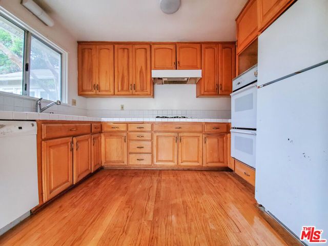 3538 Greenfield Avenue, Los Angeles, CA 90034