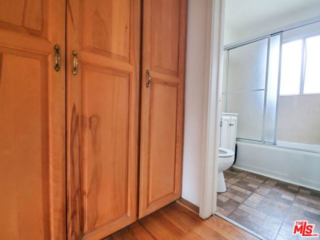 3538 Greenfield Avenue, Los Angeles, CA 90034