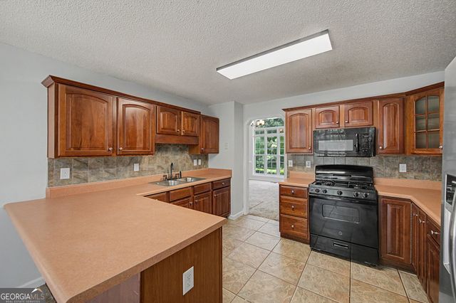 222 Riverstone Drive, Hiram, GA 30141