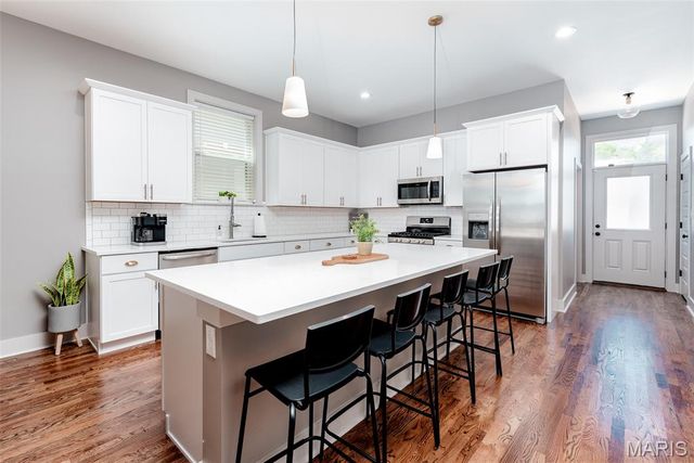 3433 Texas Avenue, St Louis, MO 63118