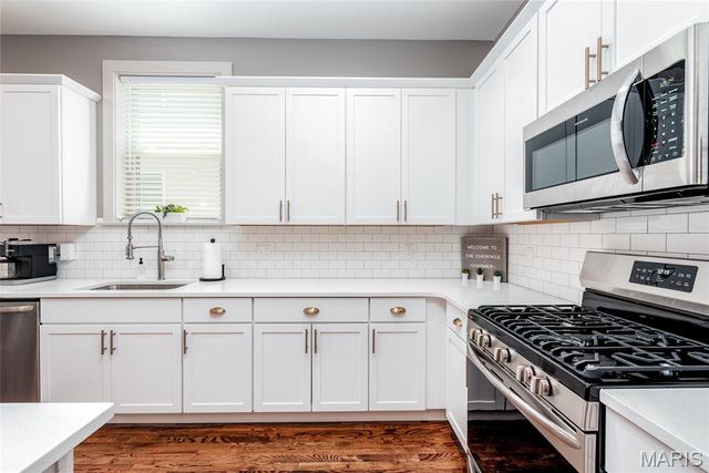 3433 Texas Avenue, St Louis, MO 63118