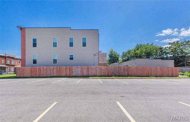 3433 Texas Avenue, St Louis, MO 63118