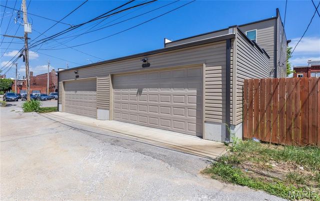 3433 Texas Avenue, St Louis, MO 63118