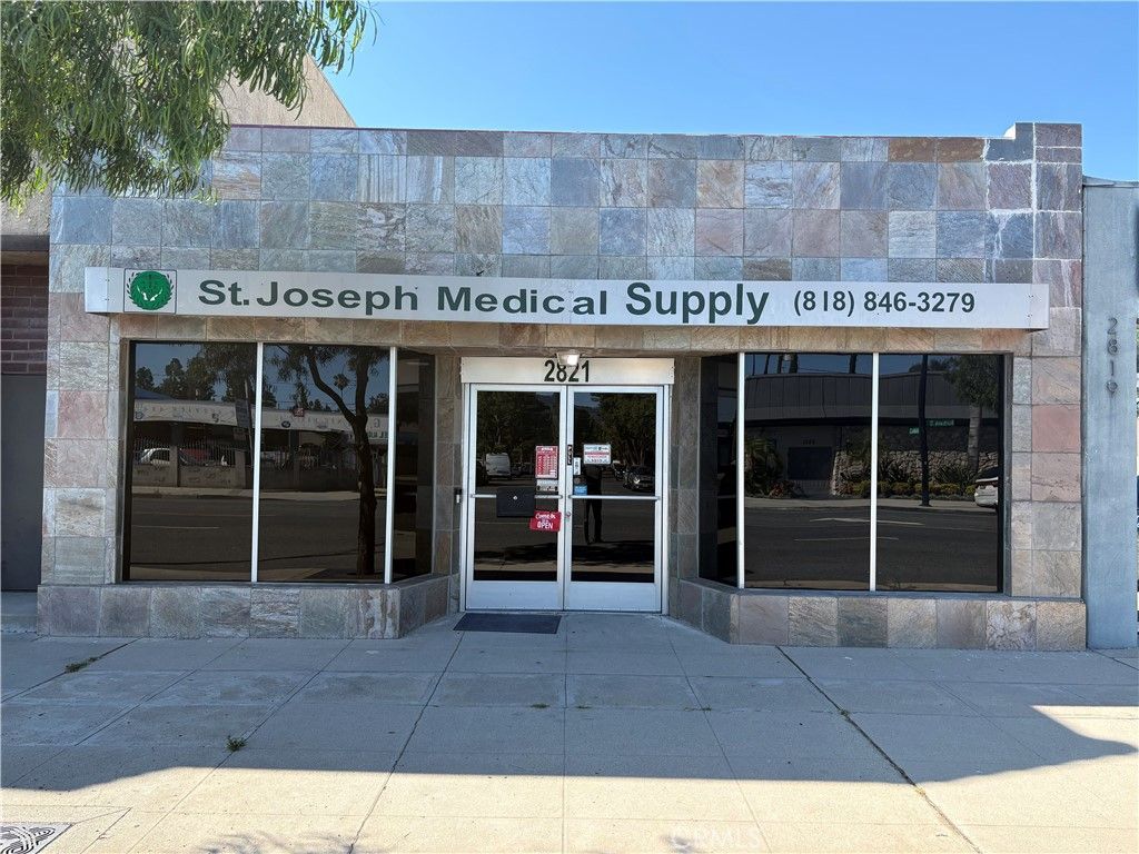 2821 W Burbank Boulevard, Burbank, CA 91505 — exterior
