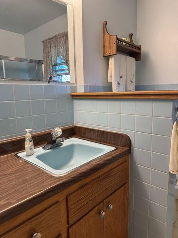 2219 Mineral Point Avenue, Janesville, WI 53548
