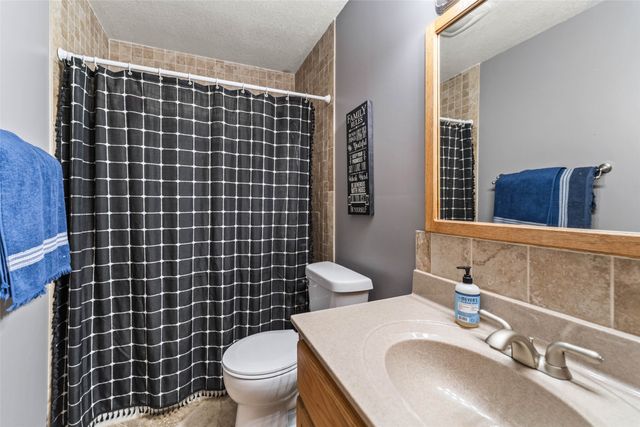 239 Birch Boulevard, Pleasant Hill, IA 50327