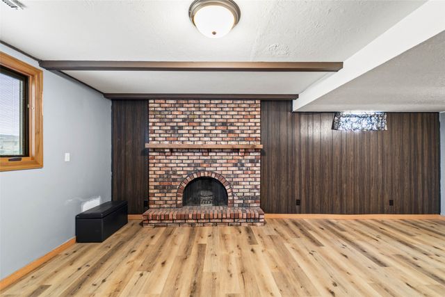 239 Birch Boulevard, Pleasant Hill, IA 50327