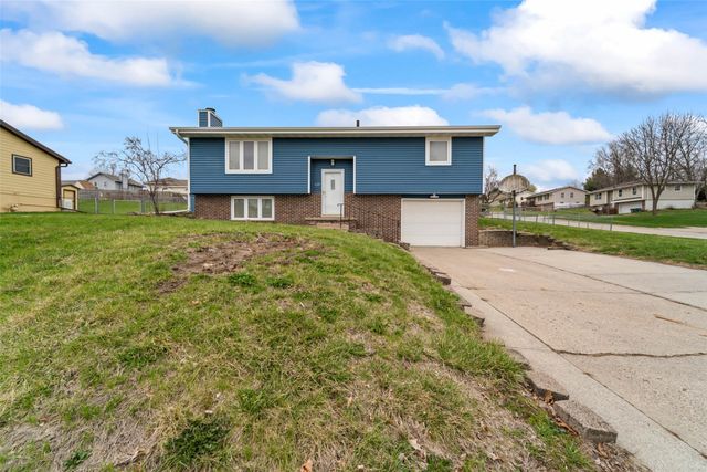 239 Birch Boulevard, Pleasant Hill, IA 50327