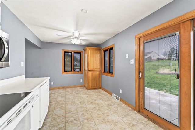 239 Birch Boulevard, Pleasant Hill, IA 50327