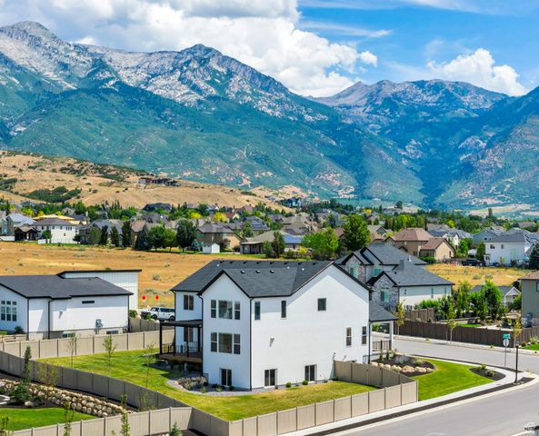 12177 N SHADY BROOK LN, Highland, UT 84003