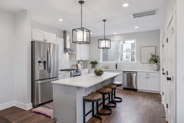 306 Becanni Ln, Nashville, TN 37209