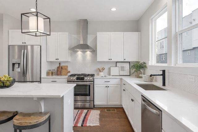 306 Becanni Ln, Nashville, TN 37209