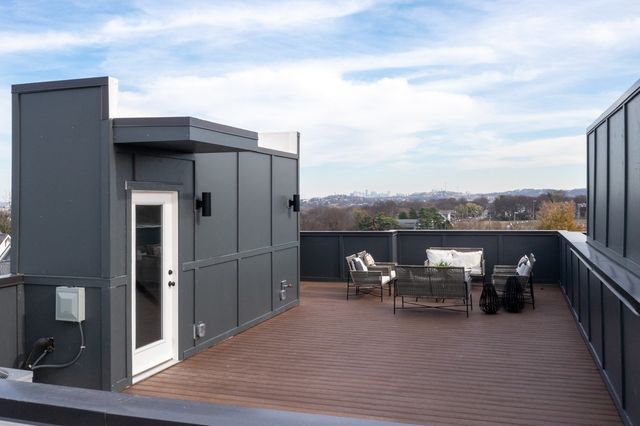 306 Becanni Ln, Nashville, TN 37209