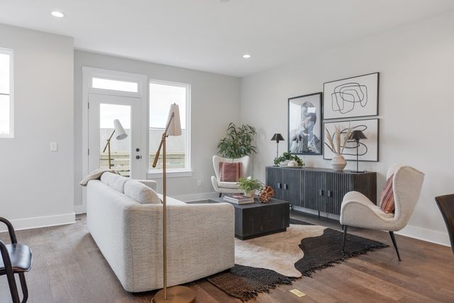 306 Becanni Ln, Nashville, TN 37209