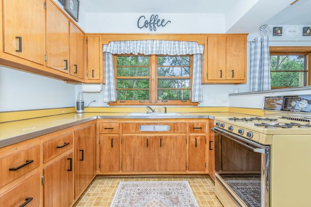 308 Sheldon Avenue, Downers Grove, IL 60515