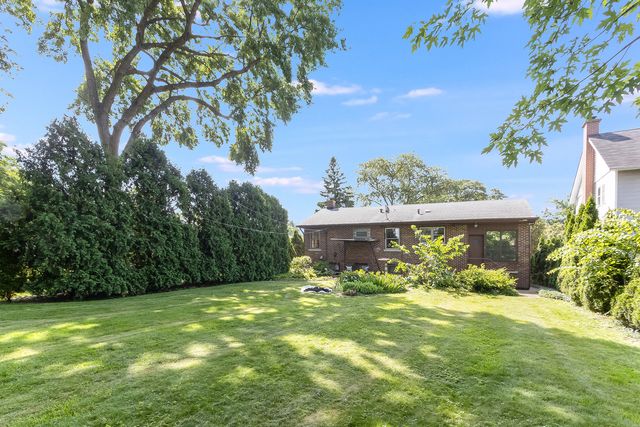 308 Sheldon Avenue, Downers Grove, IL 60515