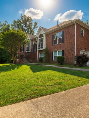 1289 Teddys Pl, Mount Juliet, TN 37122