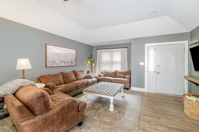 1875 Barnes Road, Williamstown, KY 41097