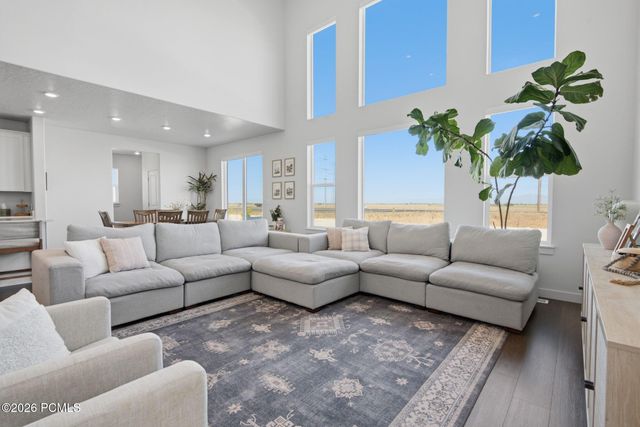 2088 S 2200 West, Woods Cross, UT 84087