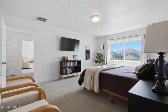 2088 S 2200 West, Woods Cross, UT 84087