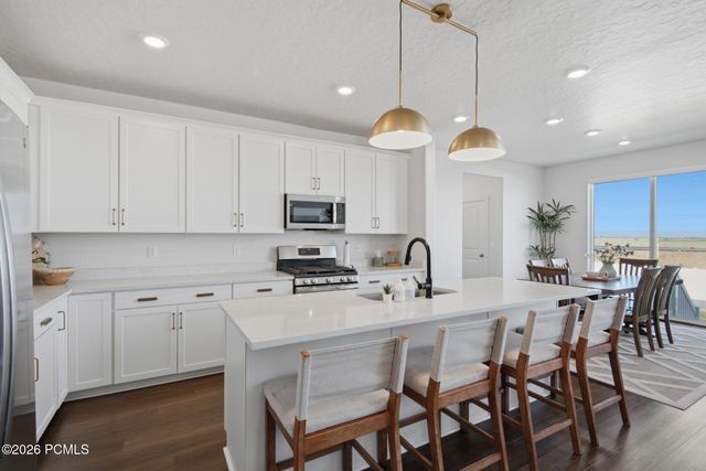 2088 S 2200 West, Woods Cross, UT 84087