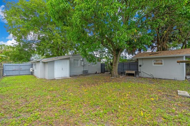 3380 NW 8th Place, Lauderhill, FL 33311