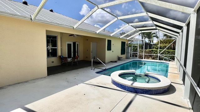 510 SW South Carolina Drive, Stuart, FL 34994