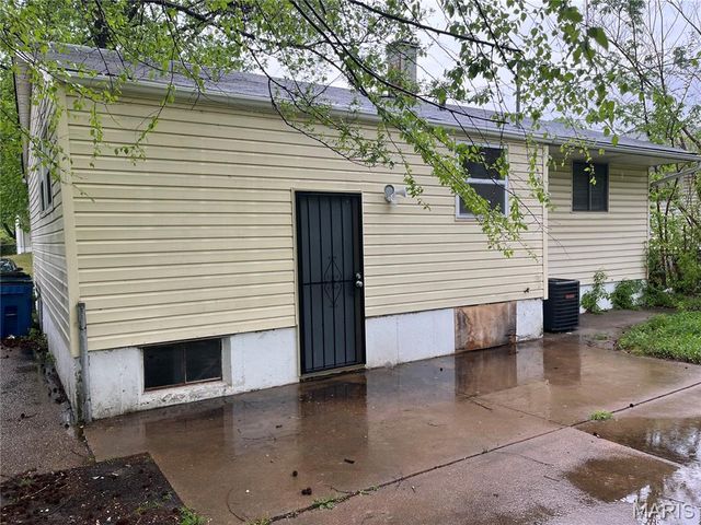 10726 Glen Garry Road, Unincorporated, MO 63137