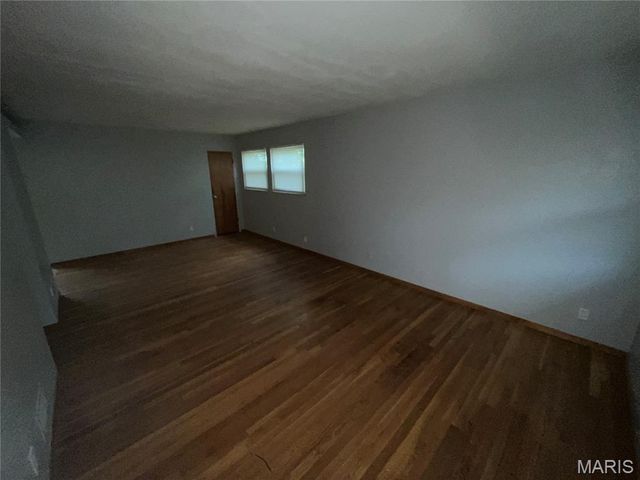 10726 Glen Garry Road, Unincorporated, MO 63137