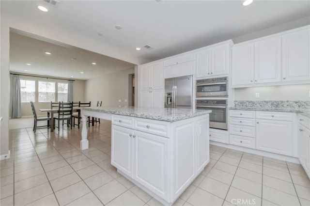 108 Pacer, Irvine, CA 92618