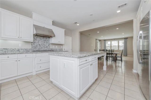 108 Pacer, Irvine, CA 92618