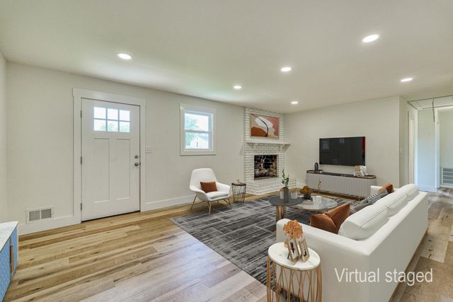 222 Northgate Circle, Boiling Springs, SC 29316