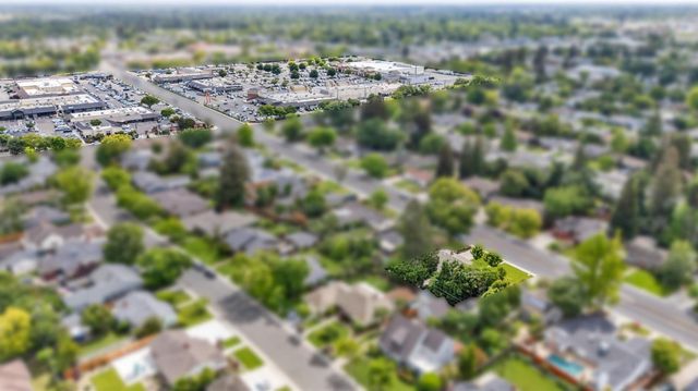 1149 W Benjamin Holt Dr, Stockton, CA 95207