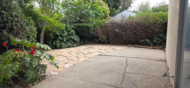 1149 W Benjamin Holt Dr, Stockton, CA 95207