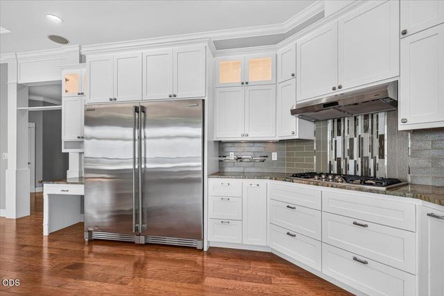 4200 Falcon Ridge Terrace, Medford, OR 97504