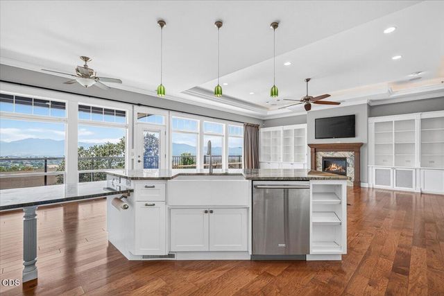 4200 Falcon Ridge Terrace, Medford, OR 97504
