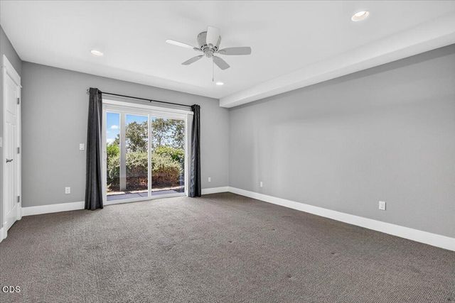 4200 Falcon Ridge Terrace, Medford, OR 97504