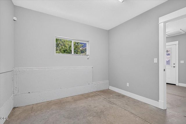 4200 Falcon Ridge Terrace, Medford, OR 97504