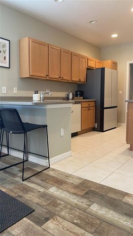 3880 82ND AVENUE CIRCLE E 101, Sarasota, FL 34243