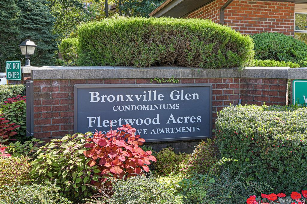 1376 Midland Avenue 801, Yonkers, NY 10708 — exterior