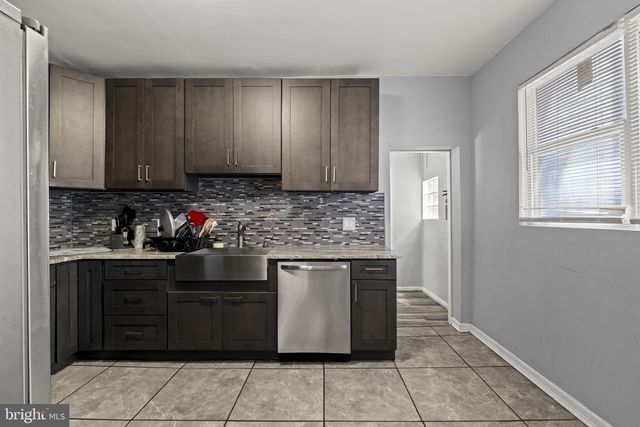 226 PARKER AVE, Oaklyn, NJ 08107