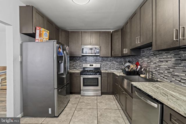226 PARKER AVE, Oaklyn, NJ 08107